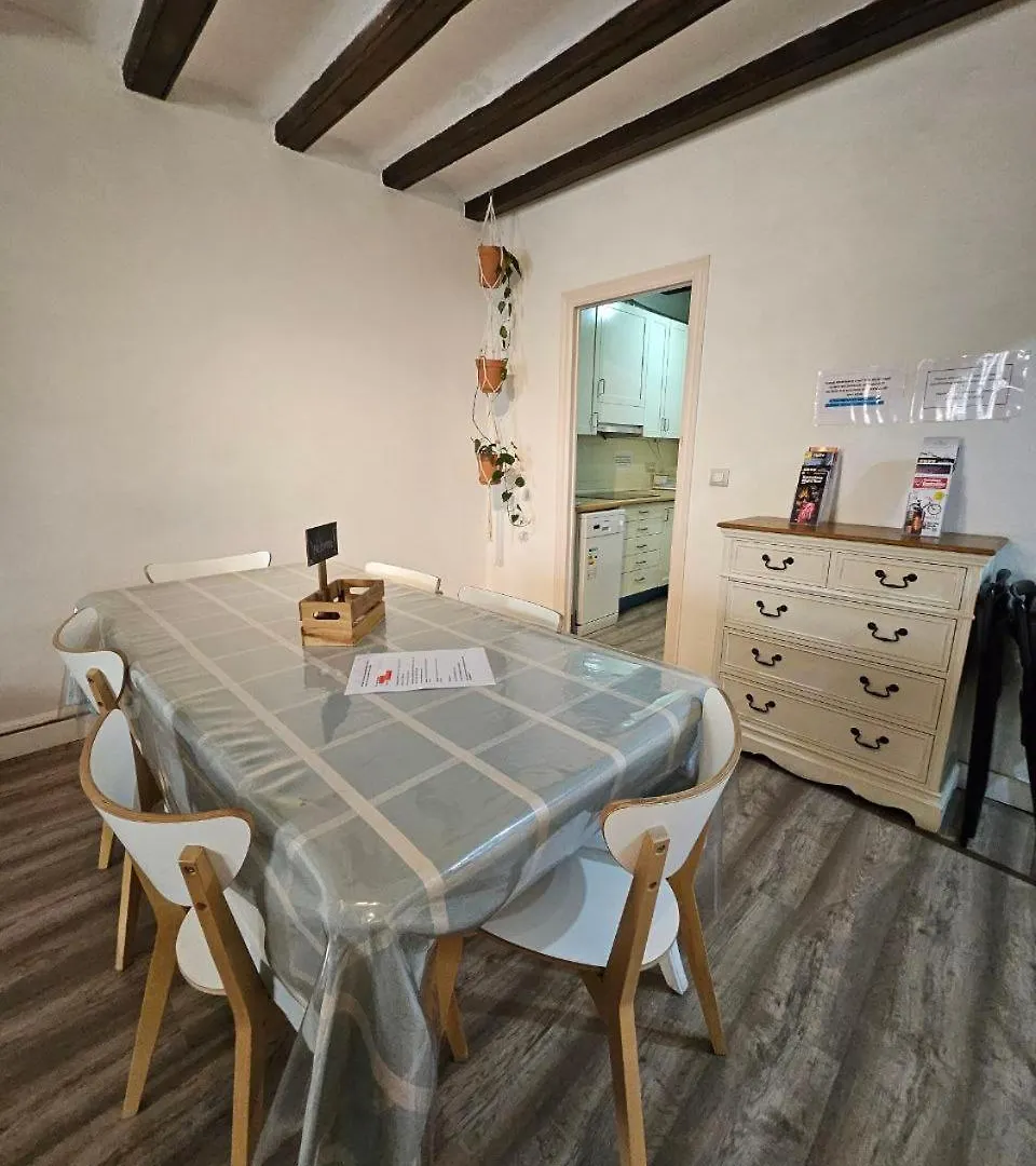 Family Flat Near Ramblas Bcn 5 Rooms Barcelona Apartment