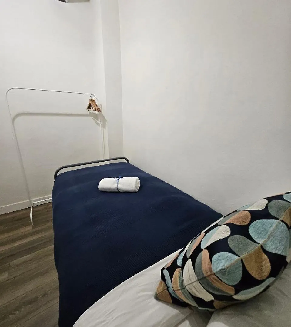 Family Flat Near Ramblas Bcn 5 Rooms Barcelona Apartment